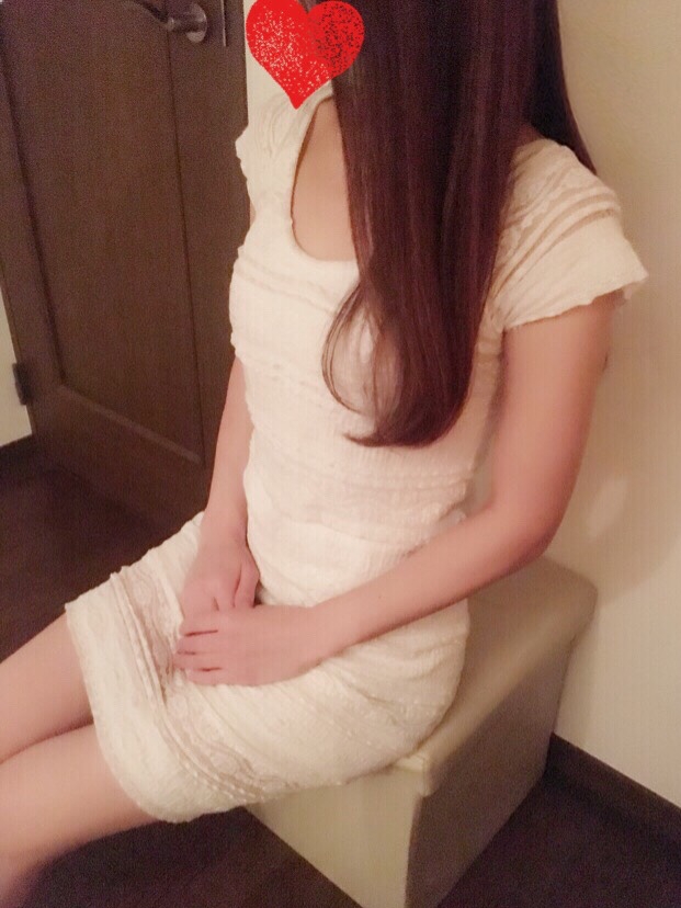 茅ヶ崎 エレノア|紺野 まこ 〘こんの まこ〙和風美人