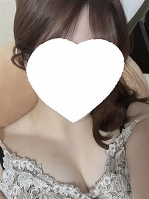 RESEXY GROUP 出張|奥田 まお