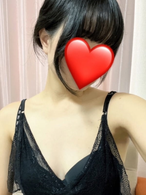 RESEXY GROUP 出張|浜辺 ゆず