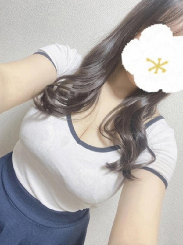 むむむSPA|かえで