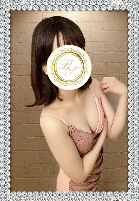 優美な大人女子　～美Fine～|鮫島かな