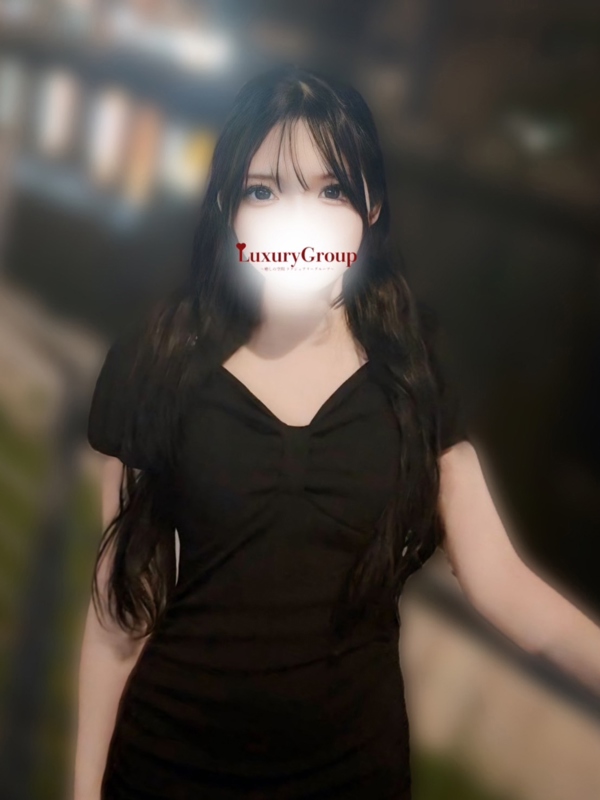 松戸ラグジュアリー|えま