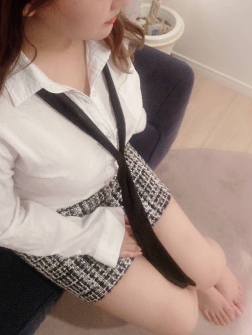 博多メンズエステ・メンズアロマ【Gerberaｰガーベラ】~天神ルーム&出張メンエス|かえで