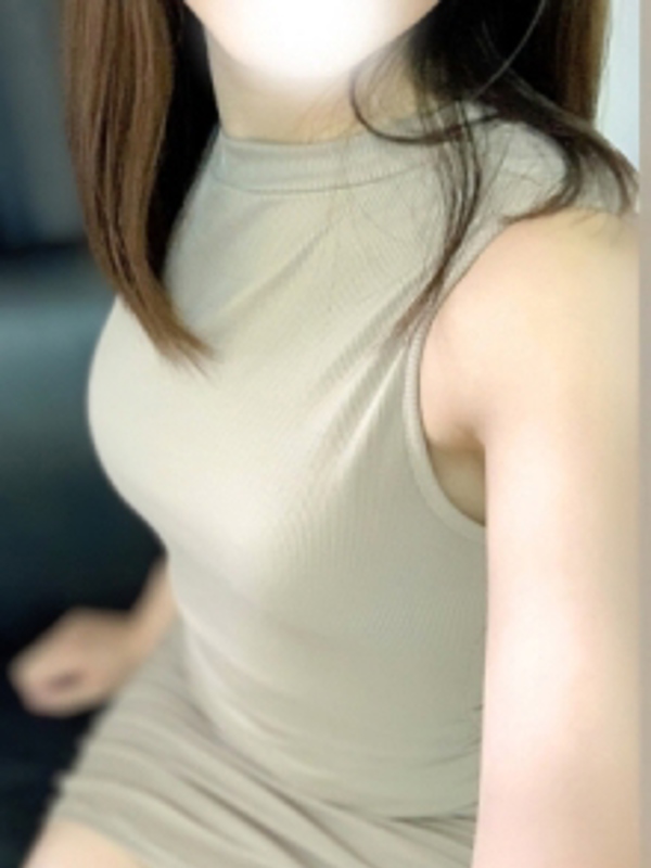 ミセス暁 栄店|山田 ゆいか