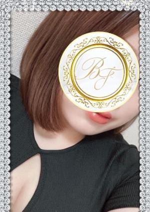 優美な大人女子　～美Fine～|安田みちこ