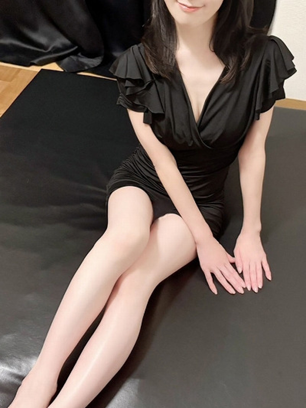 Carel～ケアル麻布十番店＆白金高輪店|三浦 ゆりな