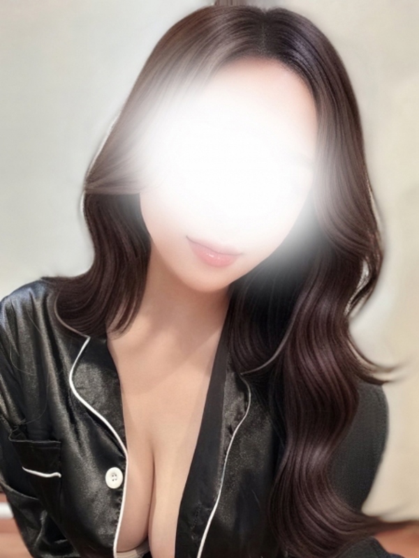 THREE〜スリー|せいら