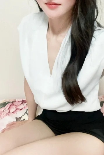 Fatine-ファティーン-|リサ