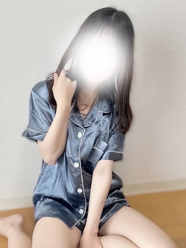 THREE〜スリー|あや