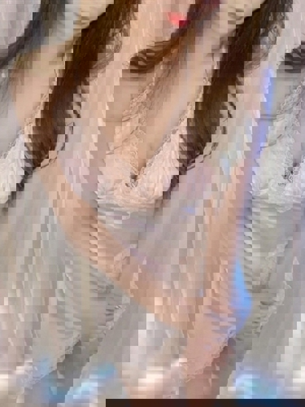 月のうたげ大阪別邸|皇　りんか