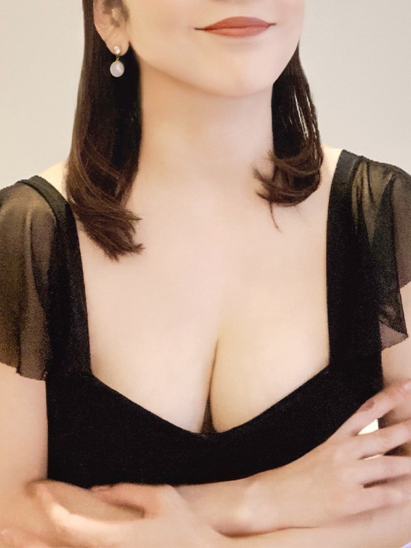 Mrs.AUBE SPA（オーブスパ）|小夏