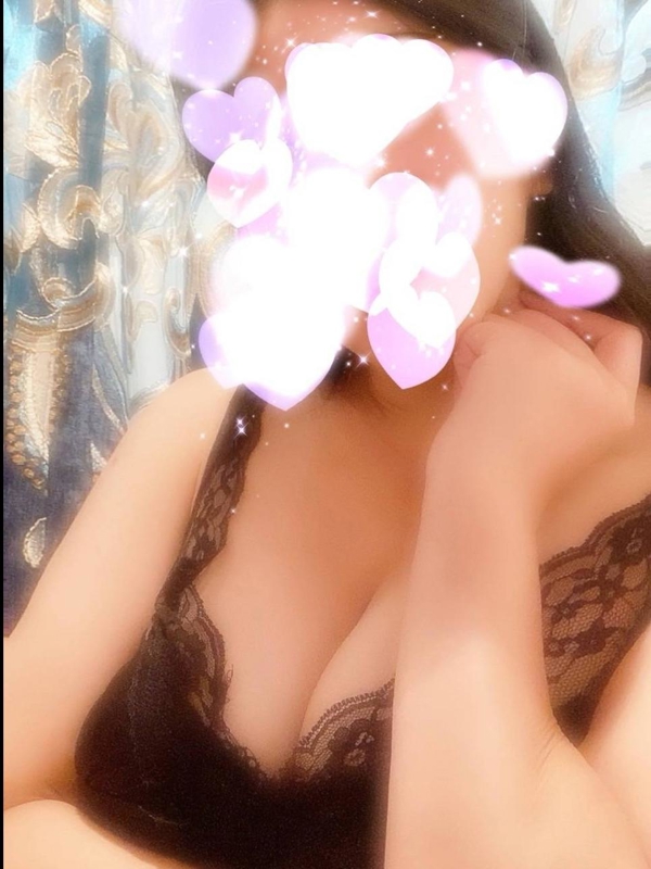 月のうたげ大阪別邸|日向　あおい