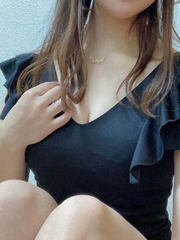 HOW EVER 新栄ルーム・栄ルーム|瑠璃(るり)