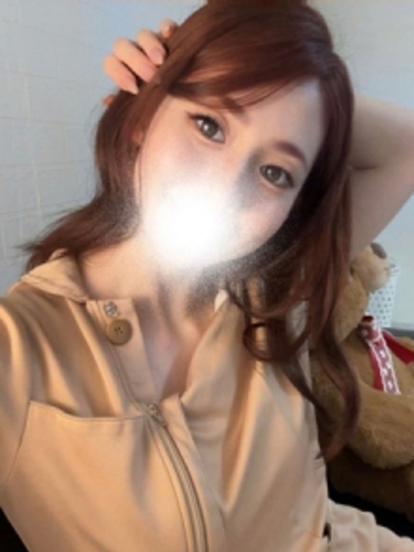 ミセス暁 伏見店|小松  ななこ