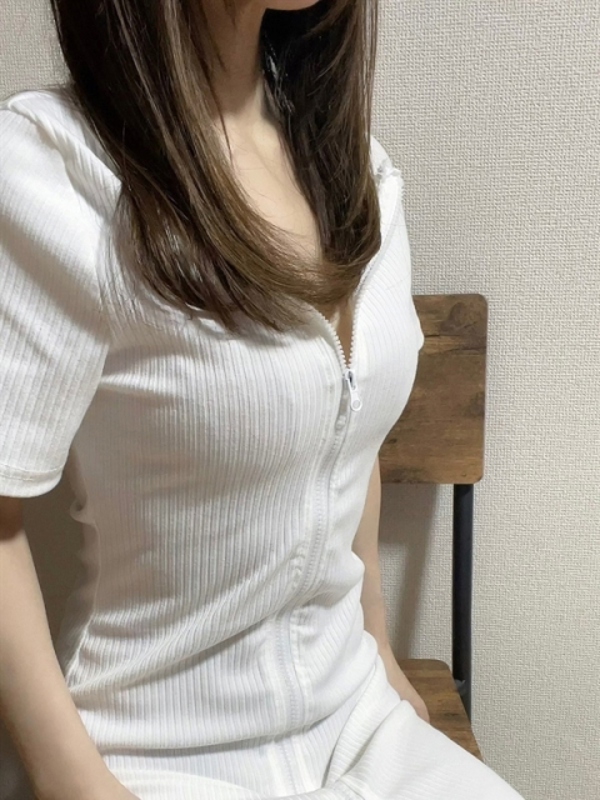 癒し手　新栄町ルーム|里中 / サトナカ