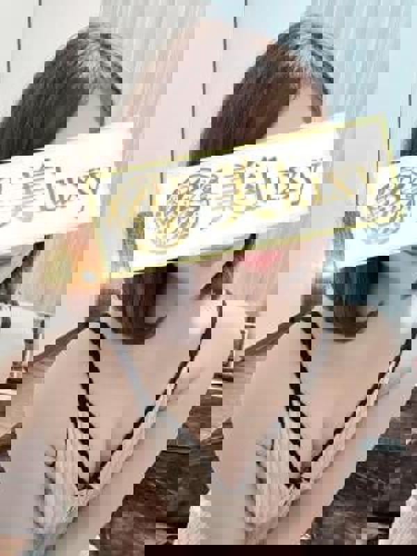 美luxy(美ラグジー)|川栄みな