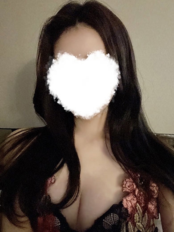 Golden Rose 名駅（ゴールデンローズ）|りお