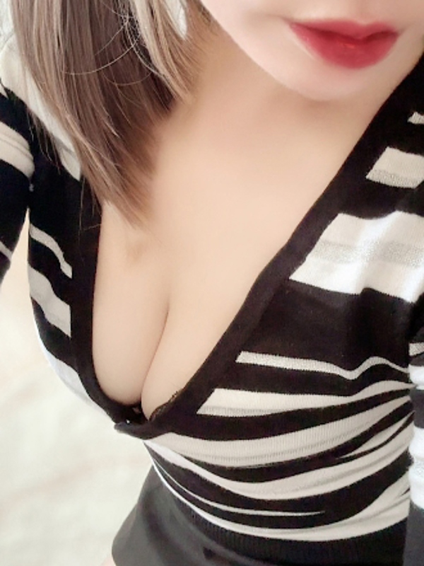 Papillon-パピヨン-＆MADAMEPapillon-マダムパピヨン-|つばさ